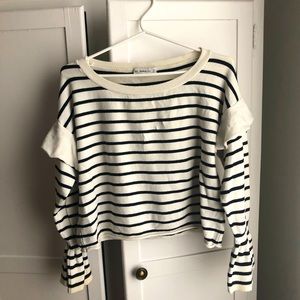 Like new, excellent condition, rarely worn. Great for office or casual.